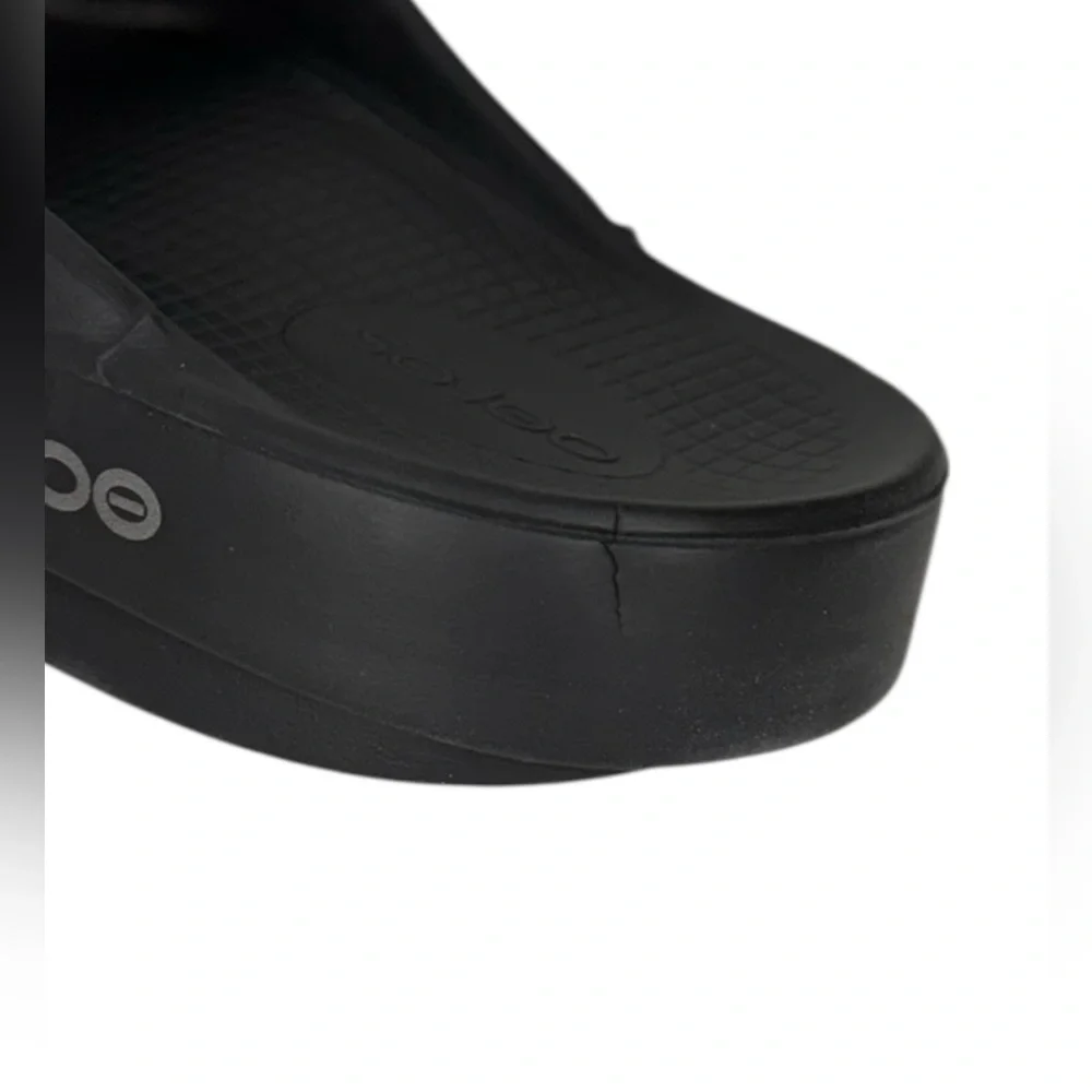 OOFOS OOahh Slides Womens US 9 Mens US 7 Recovery Footwear Sandals Black